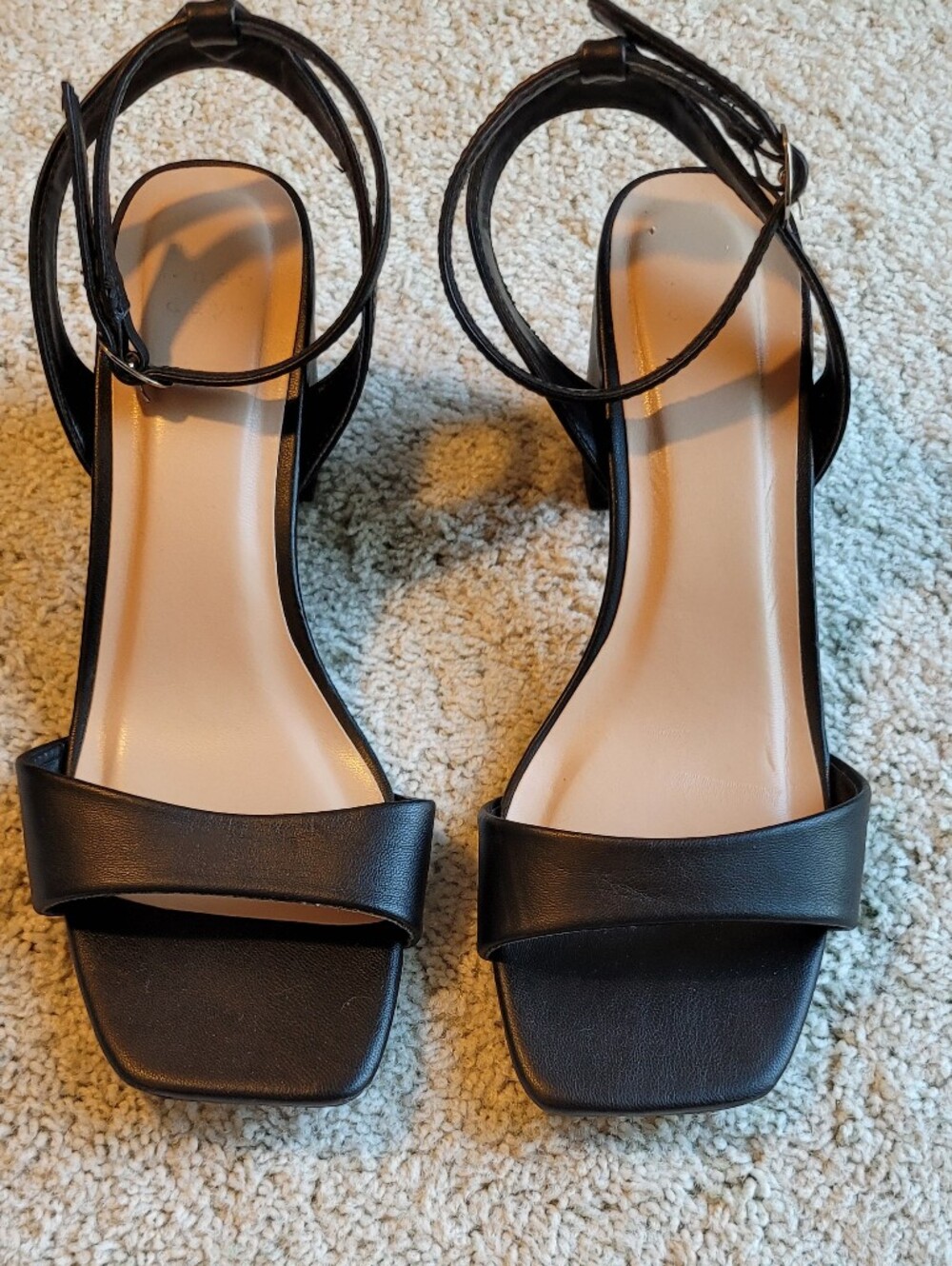 Black Block Heel With Ankle Strap Sqare Toe  New, Great Condition 7 1/2